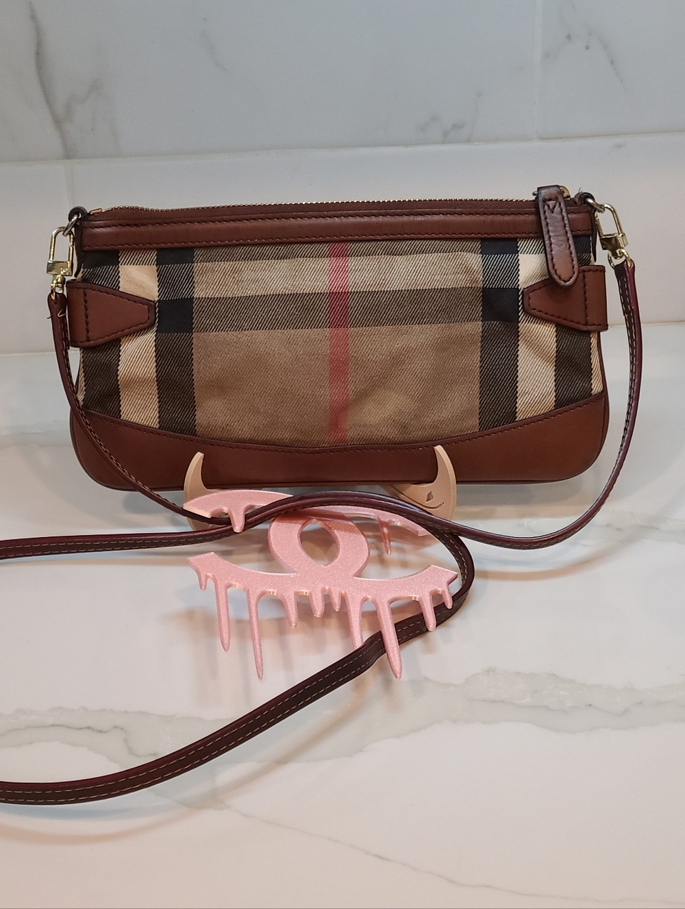 Burberry House Check Bridle Peyton Crossbody Vintage GUC Brown Leather Buckles - Picture 4 of 15